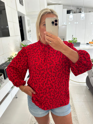 Size 14-16 Top - 100% Viscose