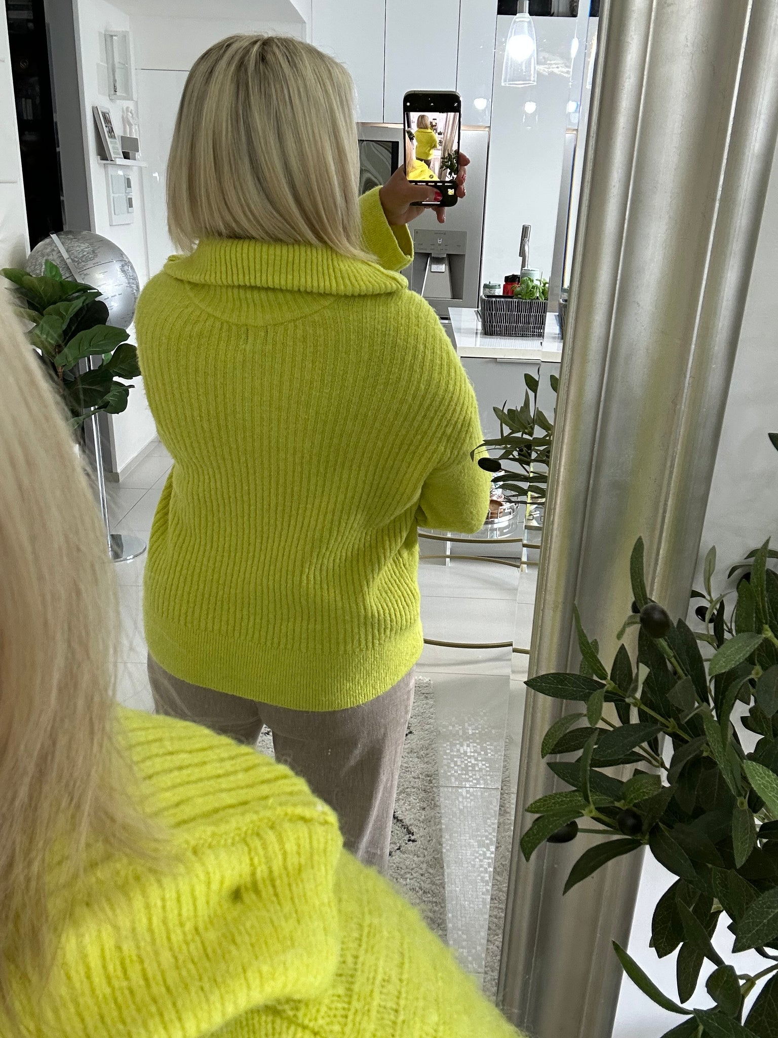 Size S-M Jumper
