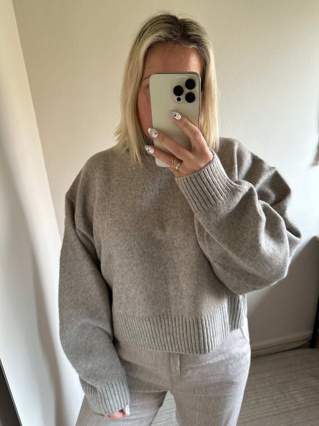 Size M-L Jumper - New with Tags