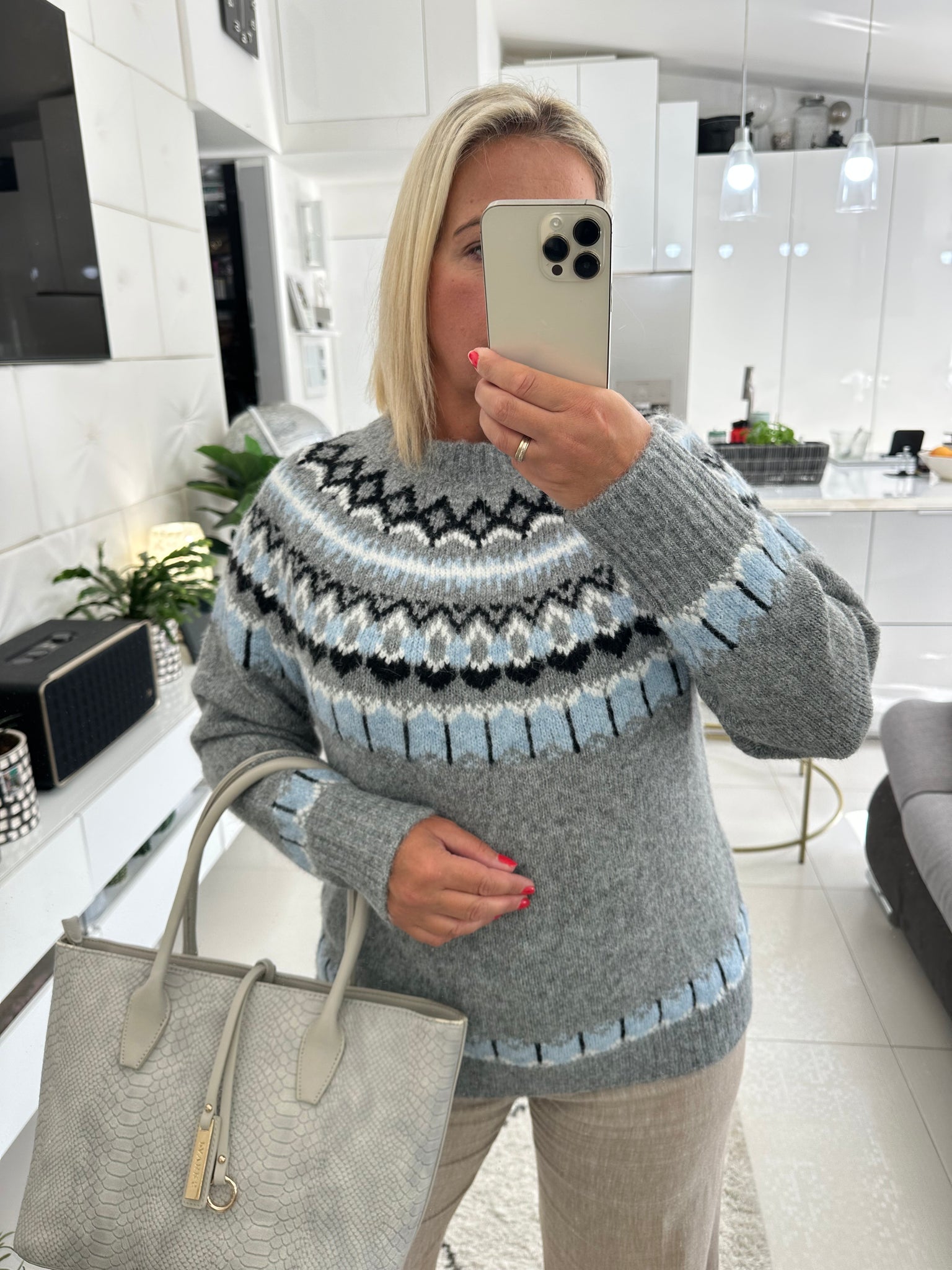 Size S-M Jumper with Wool