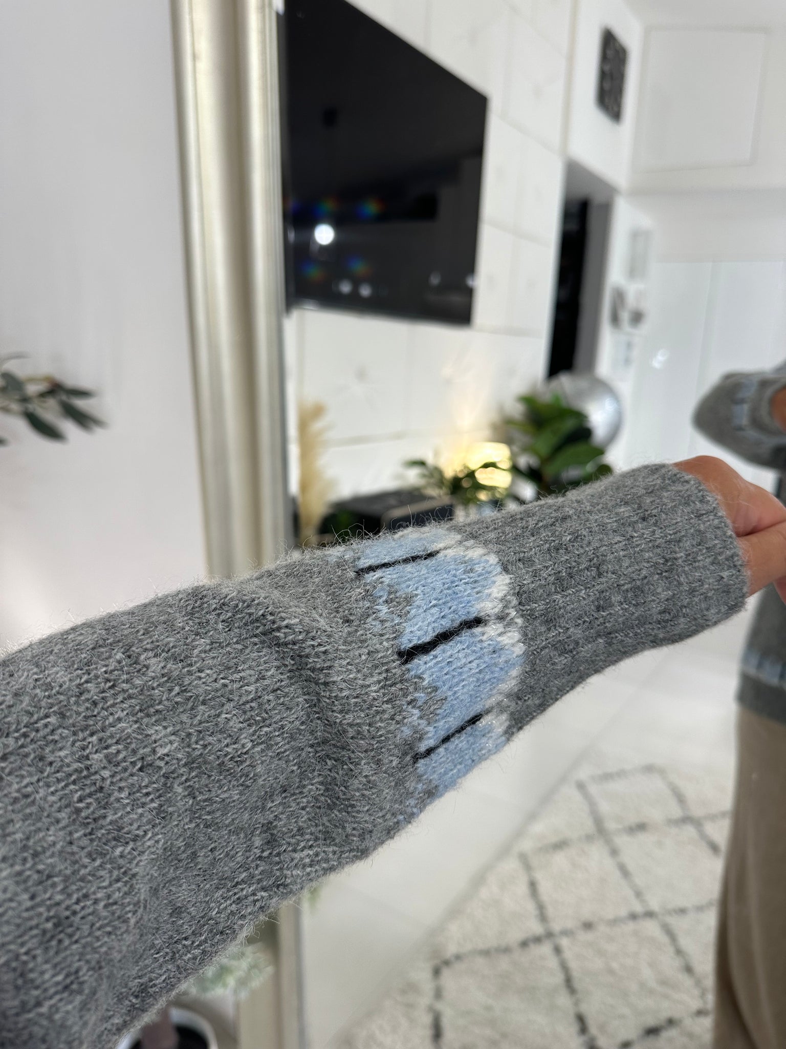 Size S-M Jumper with Wool