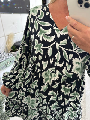 Size 14-16 Dress - 100% Viscose