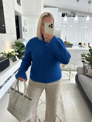 Size M Warm Jumper with Wool