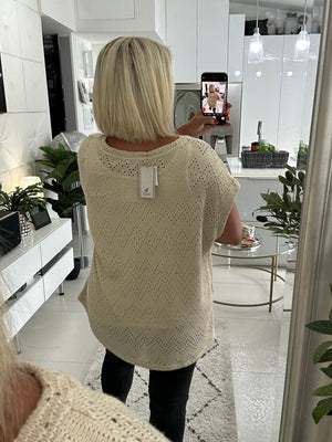 Size 20 Top - New