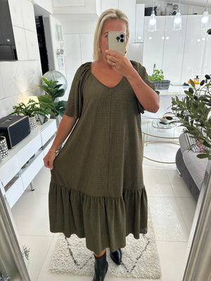 Size 14-16 Dress